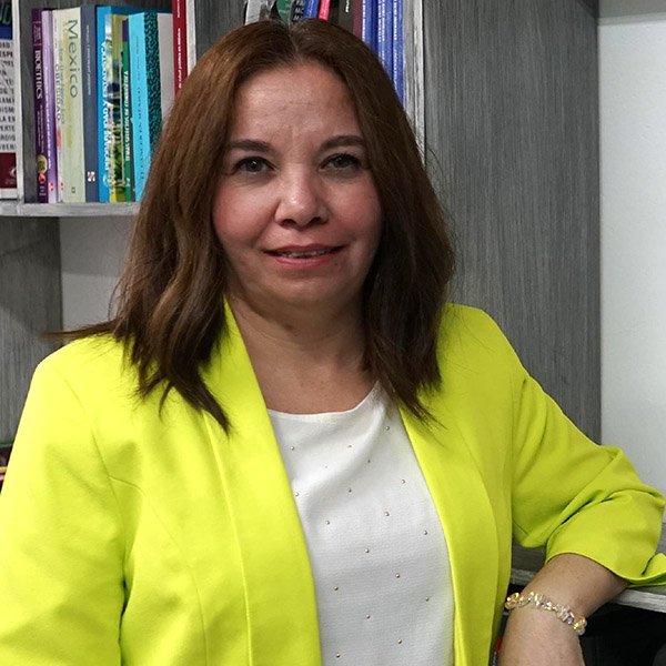 Lic. Ivonne Rosado Hernández
